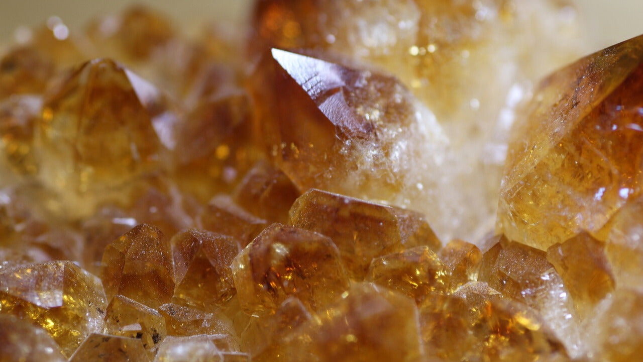 Citrine = A Wealth Magnet? The True Power of Citrine Crystal!