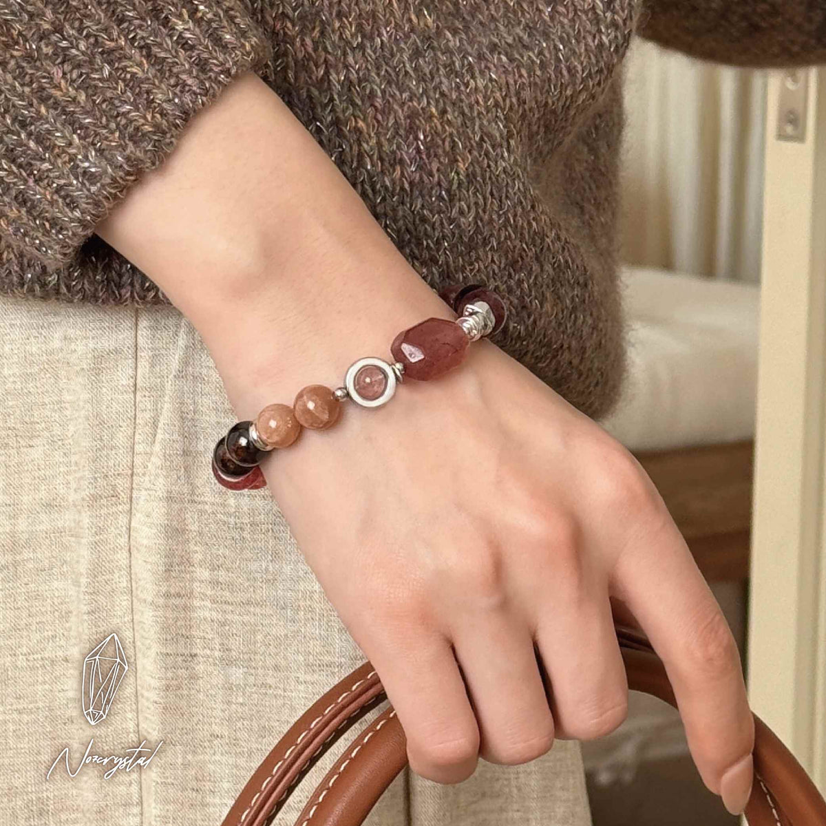 2027 HORSE ZODIAC CRYSTAL BRACELET