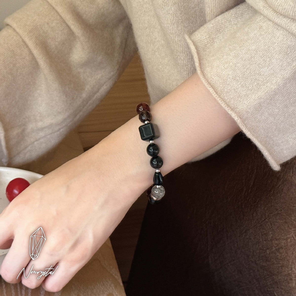 2027 DOG ZODIAC CRYSTAL BRACELET